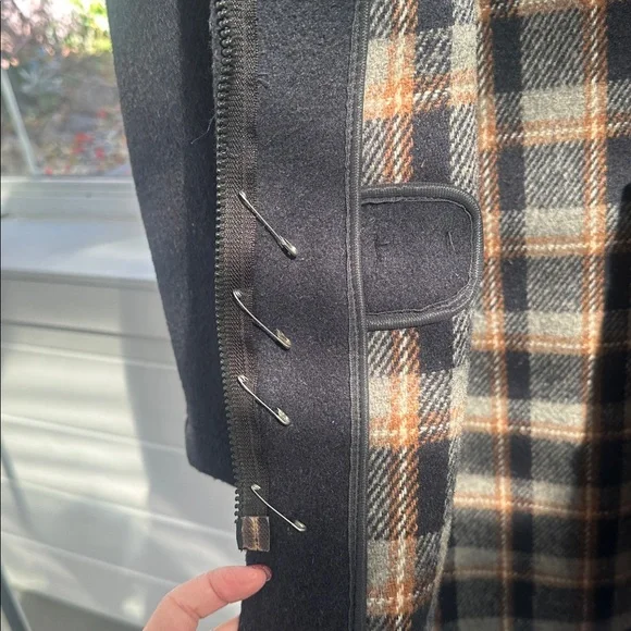 Brooks Brothers Wool Blend Coat - Picture 7 of 8